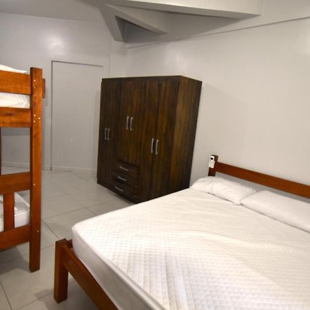 Residencial Melfi III - Apartamento Terreo Бомбиняс Екстериор снимка