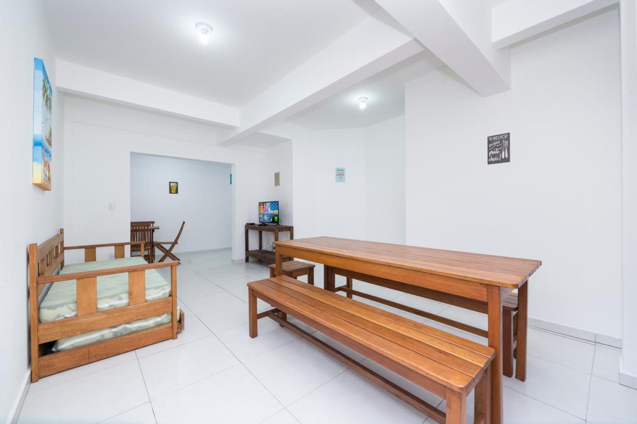 Residencial Melfi III - Apartamento Terreo Бомбиняс Екстериор снимка